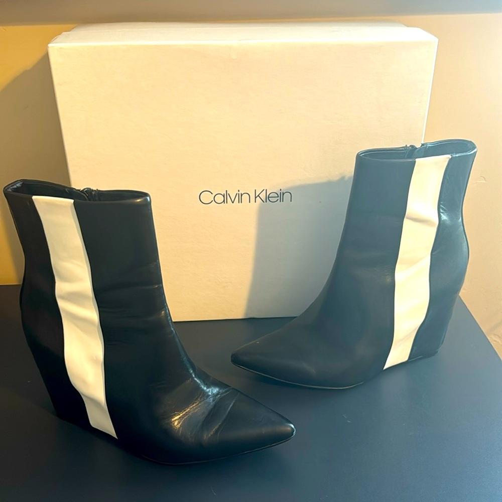 Calvin Klein Yvania Cow Silk Hidden Heel Booties